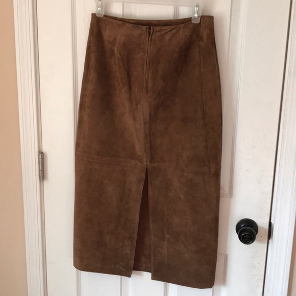 100% Leather Skirt - Picture 5 of 7